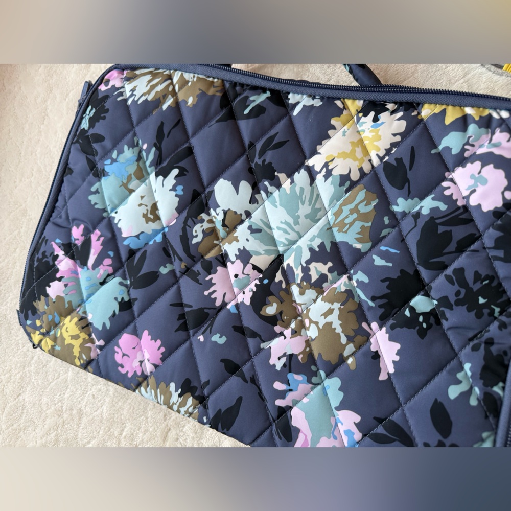 Vera Bradley Laptop Workstation Crossbody - Picture 7 of 13